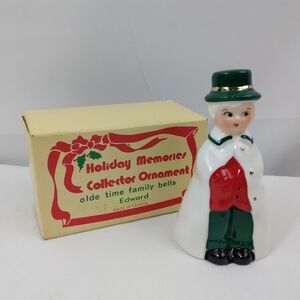 Holiday Memories Collector Ornaments “Olde Time Family Bells” Vintage Christmas